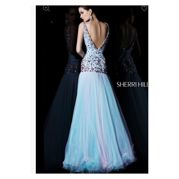 NWT SHERRI HILL Embellished Deep V Neck Mermaid Tulle Gown Blue Pink Size 2 - Picture 6 of 15
